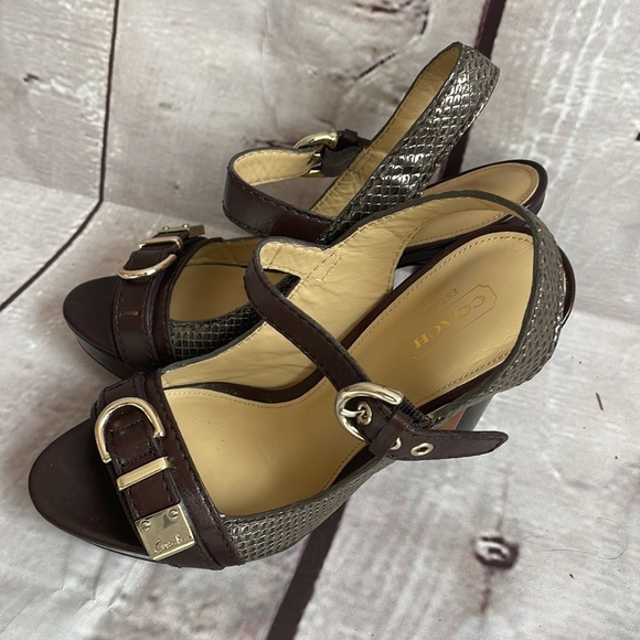 Coach buckle leather heels in size 7.5 - Picture 3 of 16